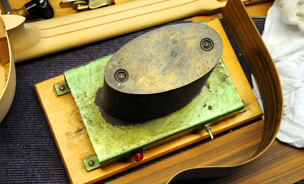 Konzertgitarrenbau Werkstatt